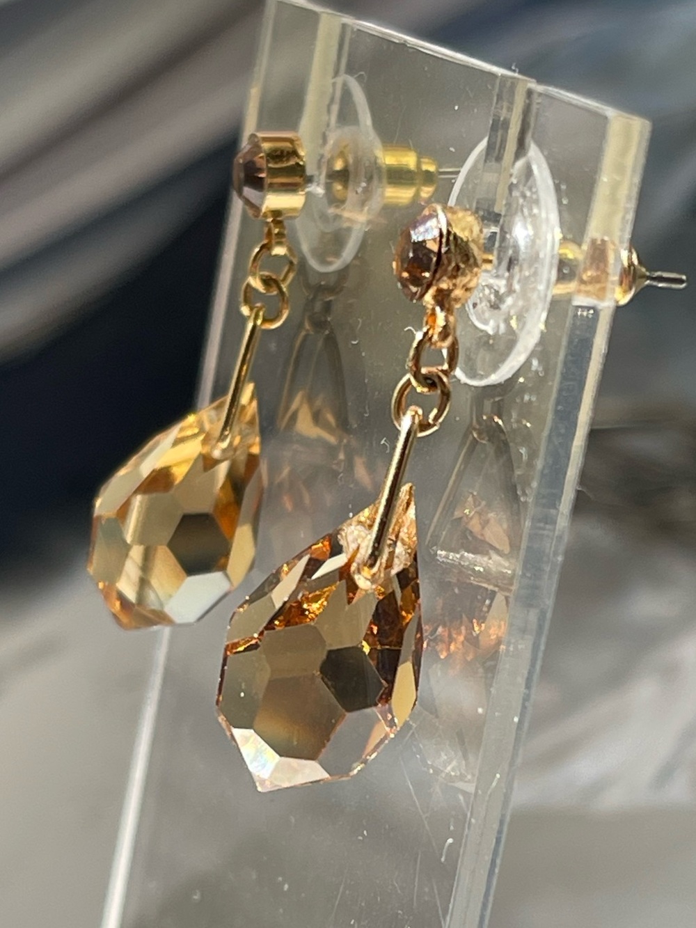 Gold Tone Faceted Amber Quartz Tear Drop Earrings
